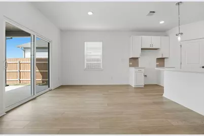 104 Childress Street, Hutto, TX 78634 - Photo 7