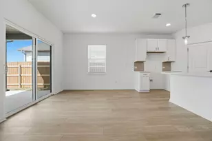 104 Childress St, Hutto, TX 78634 - Photo 7