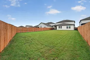 104 Childress St, Hutto, TX 78634 - Photo 25