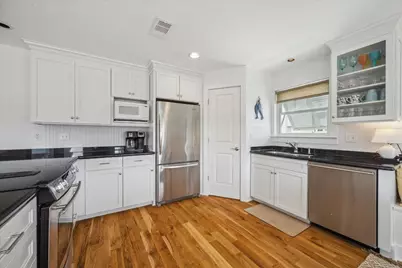 1226 Oahu Drive, Galveston, TX 77554 - Photo 9