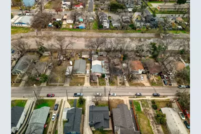 2900 Castro Street, Austin, TX 78702 - Photo 3