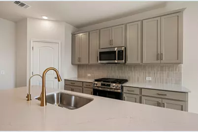 107 Coleto Trail, Cedar Creek, TX 78602 - Photo 23