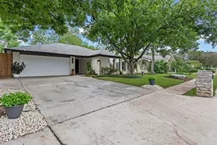 7208 Reaburn St, Austin, TX 78749 - Photo 3