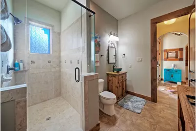 4834 Travis Oaks Drive, Marble Falls, TX 78654 - Photo 19
