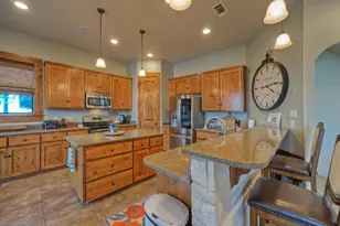 4834 Travis Oaks Dr, Marble Falls, TX 78654 - Photo 11