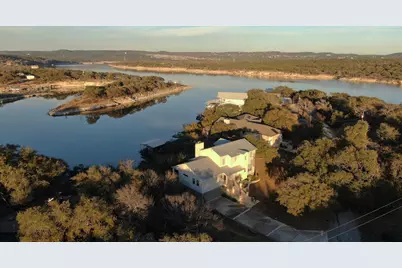 4834 Travis Oaks Drive, Marble Falls, TX 78654 - Photo 37