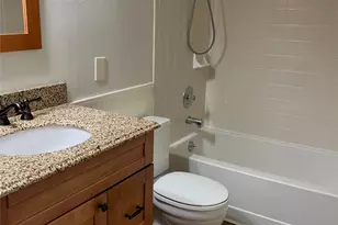 7010 Dallas Dr, Austin, TX 78729 - Photo 11