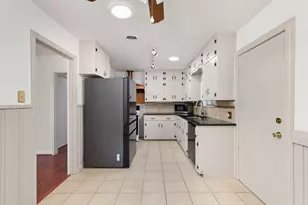 1105 Alegria Rd, Austin, TX 78757 - Photo 5
