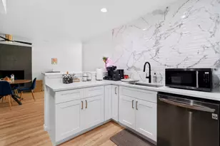 2204 Delcrest Dr, Austin, TX 78704 - Photo 3
