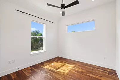 5601 Jackie Robinson Street #1, Austin, TX 78721 - Photo 27