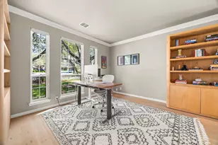 12805 Bivins Ct, Austin, TX 78732 - Photo 11