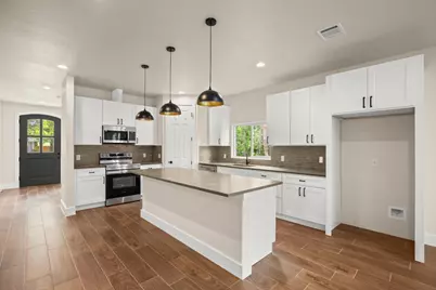 147 Kahana Lane, Bastrop, TX 78602 - Photo 5