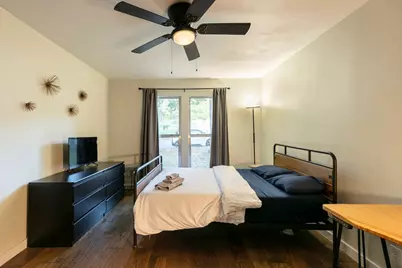 1707 Deerfield Drive, Austin, TX 78741 - Photo 9