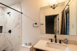 1707 Deerfield Dr, Austin, TX 78741 - Photo 17