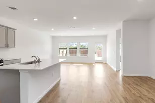 1821 Side Buster Trl, Leander, TX 78641 - Photo 5