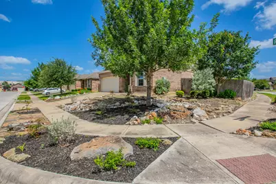 316 Pine Arbol, Buda, TX 78610 - Photo 5