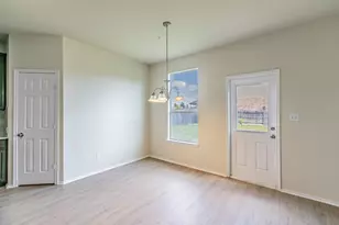 316 Pine Arbol, Buda, TX 78610 - Photo 11