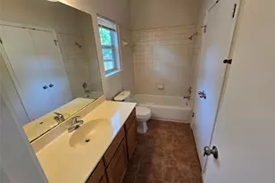 1604 Singleton Ave, Austin, TX 78702 - Photo 15