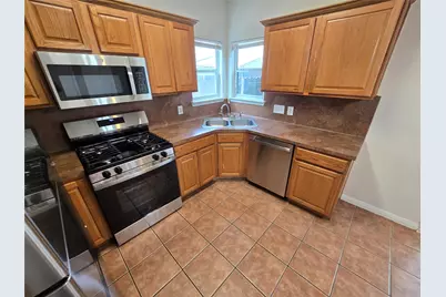 1604 Singleton Avenue #A, Austin, TX 78702 - Photo 9