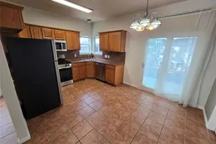 1604 Singleton Ave, Austin, TX 78702 - Photo 11