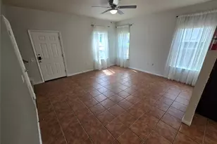 1604 Singleton Ave, Austin, TX 78702 - Photo 7