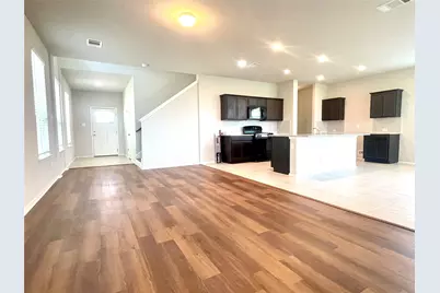 6701 Wolf Pack Drive, Pflugerville, TX 78660 - Photo 5