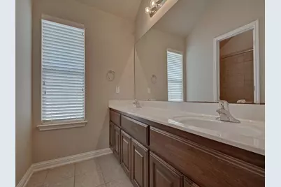 1696 Greenside Trail, Round Rock, TX 78665 - Photo 33