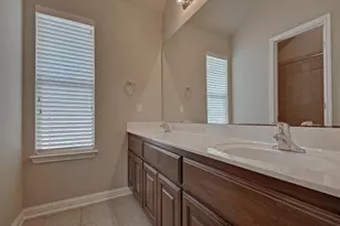 1696 Greenside Trail, Round Rock, TX 78665 - Photo 33