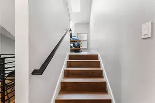 510 W 18th St, Austin, TX 78701 - Photo 17