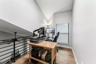 510 W 18th St, Austin, TX 78701 - Photo 19