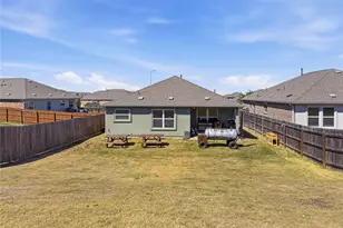 7409 Spring Ray Dr, Del Valle, TX 78617 - Photo 17