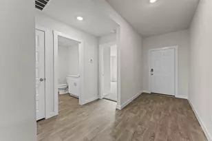 426 Kolbo Crossing Cove, Lockhart, TX 78644 - Photo 5