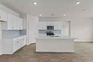 426 Kolbo Crossing Cove, Lockhart, TX 78644 - Photo 19