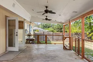 6812 Miranda Dr, Austin, TX 78752 - Photo 29