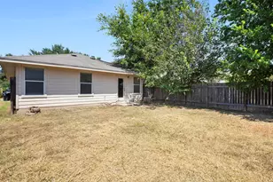 3201 Wickham Ln, Austin, TX 78725 - Photo 19