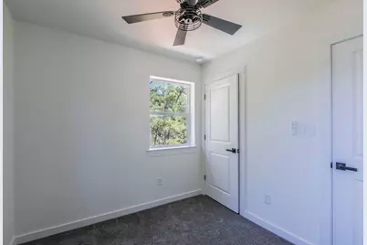 106 Heleakala Drive, Bastrop, TX 78602 - Photo 17