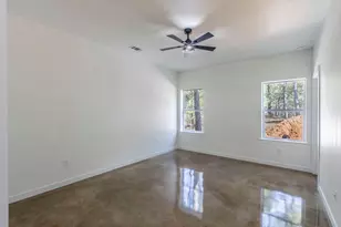 106 Heleakala Dr, Bastrop, TX 78602 - Photo 9