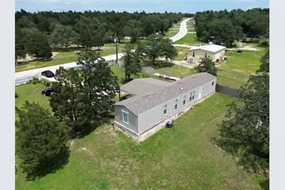 109 Hibiscus Cove, Elgin, TX 78621 - Photo 15