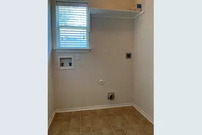 210 Delby Street, Hutto, TX 78634 - Photo 7