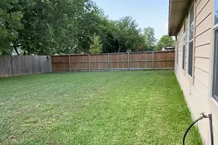 210 Delby St, Hutto, TX 78634 - Photo 13