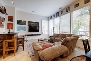 616 W 35th St, Austin, TX 78705 - Photo 9