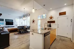 616 W 35th St, Austin, TX 78705 - Photo 15
