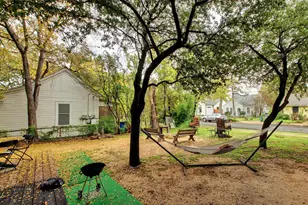616 W 35th St, Austin, TX 78705 - Photo 5