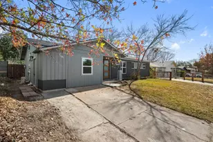 5327 Wellington Dr, Austin, TX 78723 - Photo 3