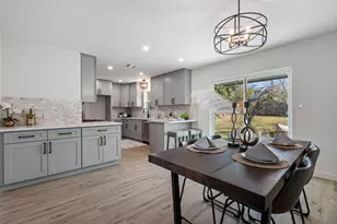 5327 Wellington Dr, Austin, TX 78723 - Photo 9