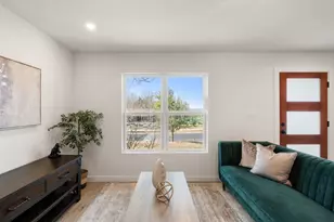 5327 Wellington Dr, Austin, TX 78723 - Photo 17