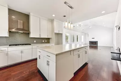 133 Crest View Drive, Lakeway, TX 78734 - Photo 9