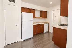 2301 Mission Hill Dr, Austin, TX 78741 - Photo 5