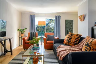 5326 Balcones Dr, Austin, TX 78731 - Photo 17