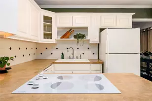 5326 Balcones Dr, Austin, TX 78731 - Photo 5